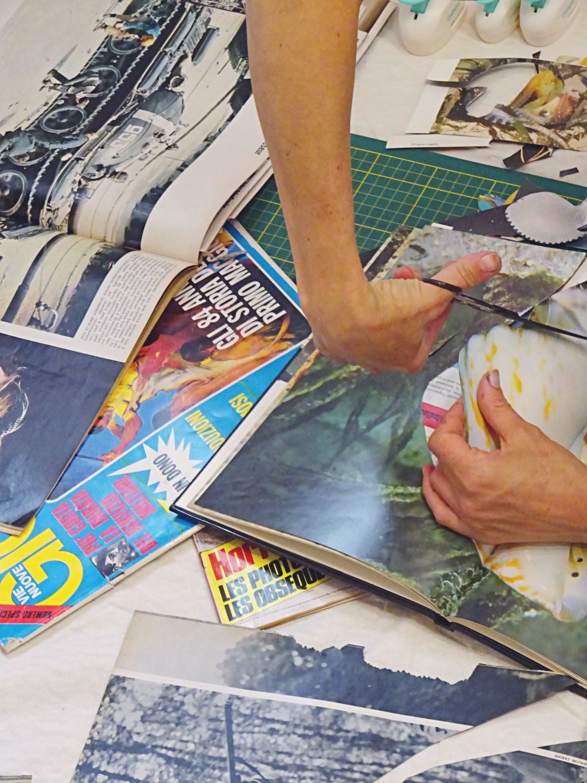 atelier collage à l'espace sans nom atelier collage à l'espace sans nom
